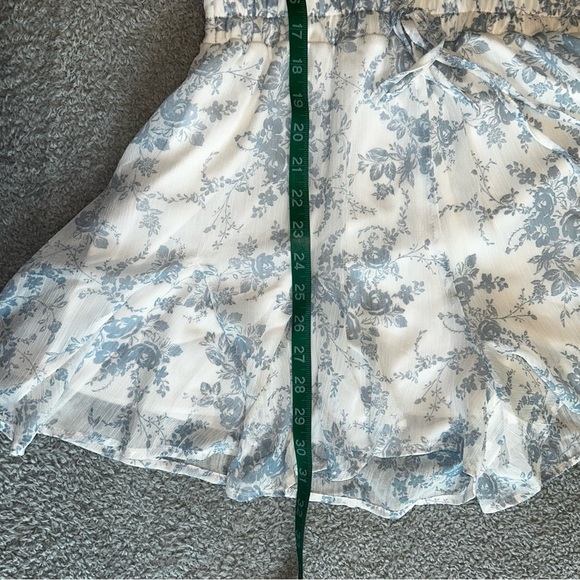 Miami Blue and White Flutter Sleeve Jumpsuit - Picture 9 of 10